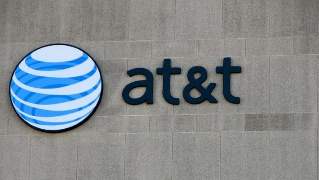 at&t-breaks-promise,-will-only-offer-fastest-5g-performance-on-newest-phones