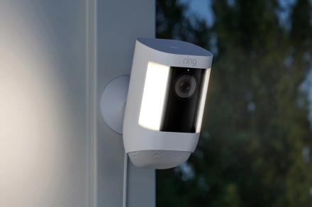 ring-spotlight-cam-pro-review:-keep-a-bird’s-eye-on-your-yard
